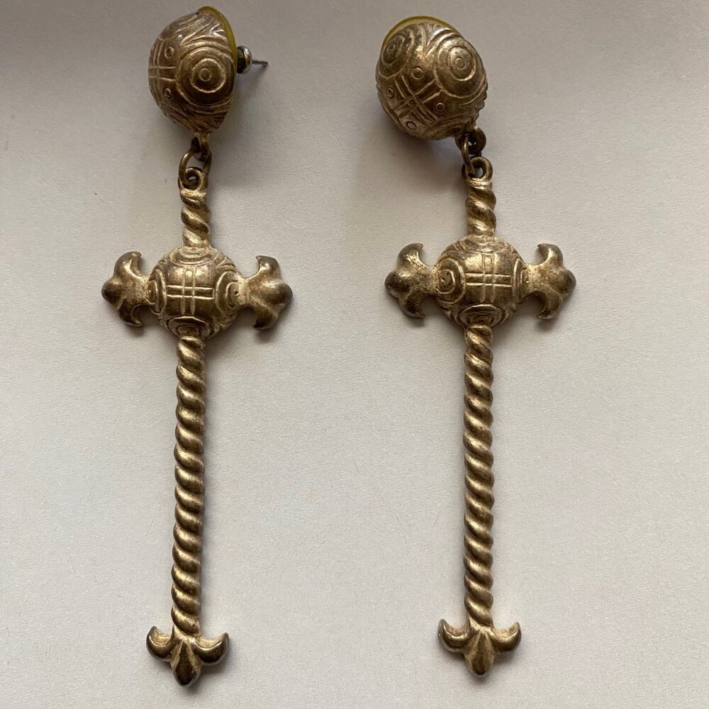 Vintage 1980s Metal Dangle Earring